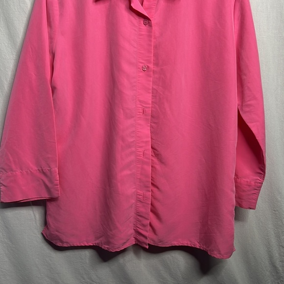Hot Pink Liz Claiborne 3/4 sleeve collared button-up flowy top - Picture 3 of 10